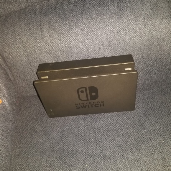 Nintendo switch - Picture 4 of 16